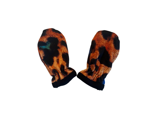 Baby vantar - Leopard vs Tiger